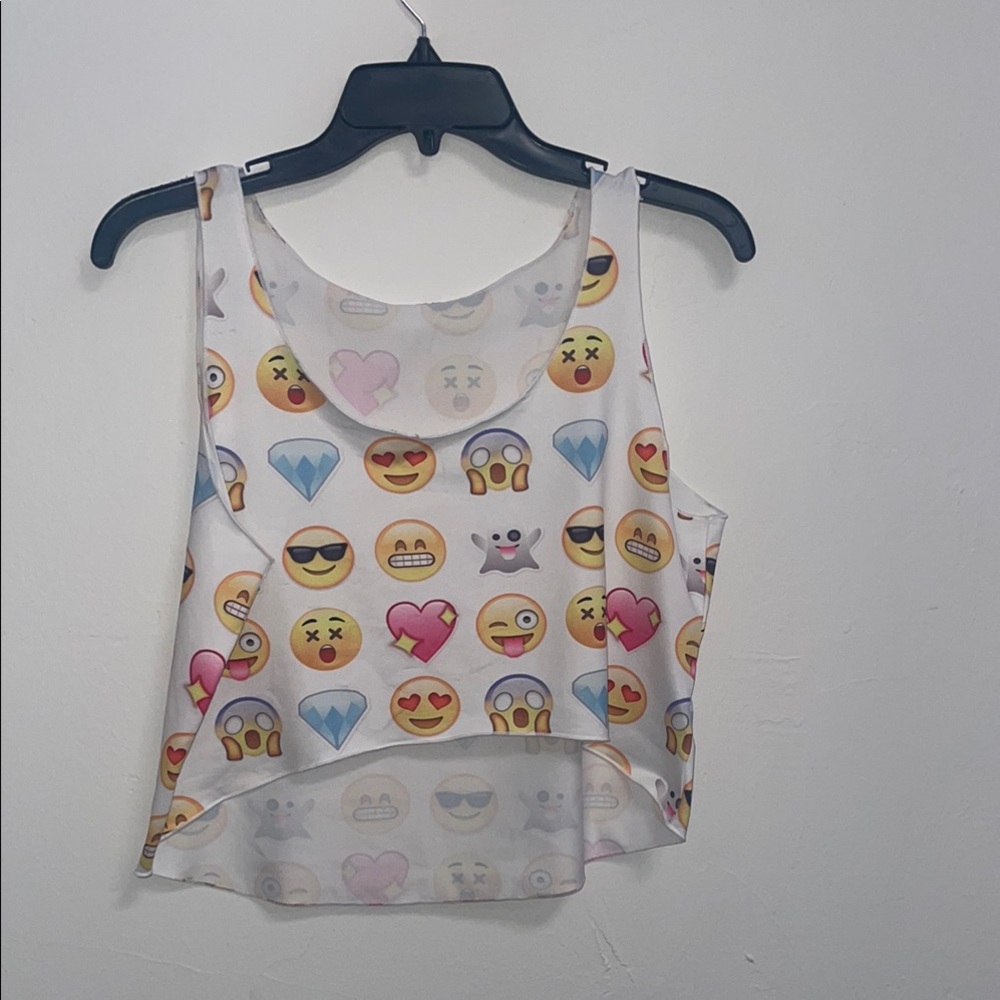 Emoji Print Sleeveless Crop Top